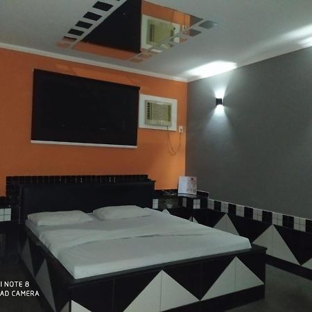 Movie Inn Motel E Hospedagem (Adults Only) Ribeirao Preto Exterior photo