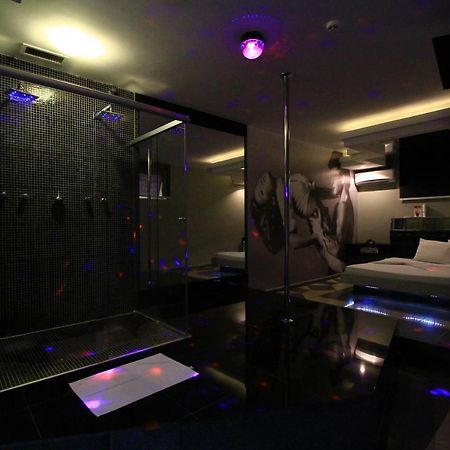 Movie Inn Motel E Hospedagem (Adults Only) Ribeirao Preto Exterior photo