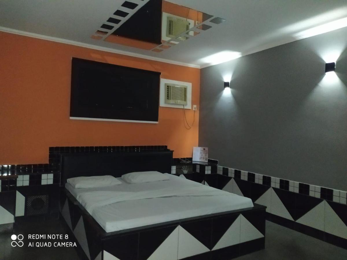 Movie Inn Motel E Hospedagem (Adults Only) Ribeirao Preto Exterior photo